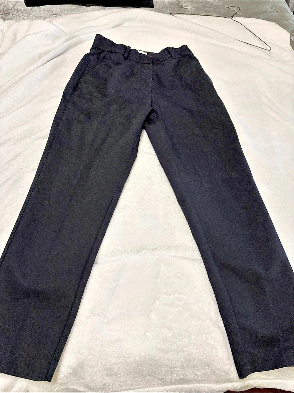 H&M Straight Leg Pants in Black Size 4 Like New